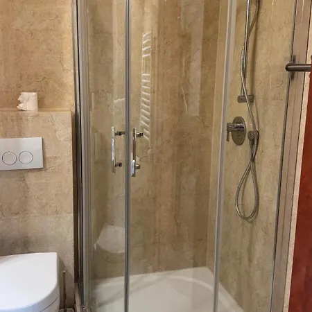 Bed & Breakfast Floryda 3*