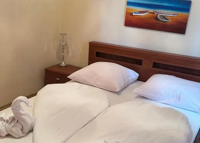 Floryda Bed and Breakfast Jurata